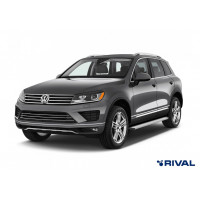 Пороги Подножки Audi Q7 2009-2015 / Volkswagen Touareg 2010-2018 стиль "Slim Silver"