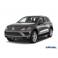 Пороги Подножки Volkswagen Touareg R-Line 2015-2018 стиль "Slim Black"